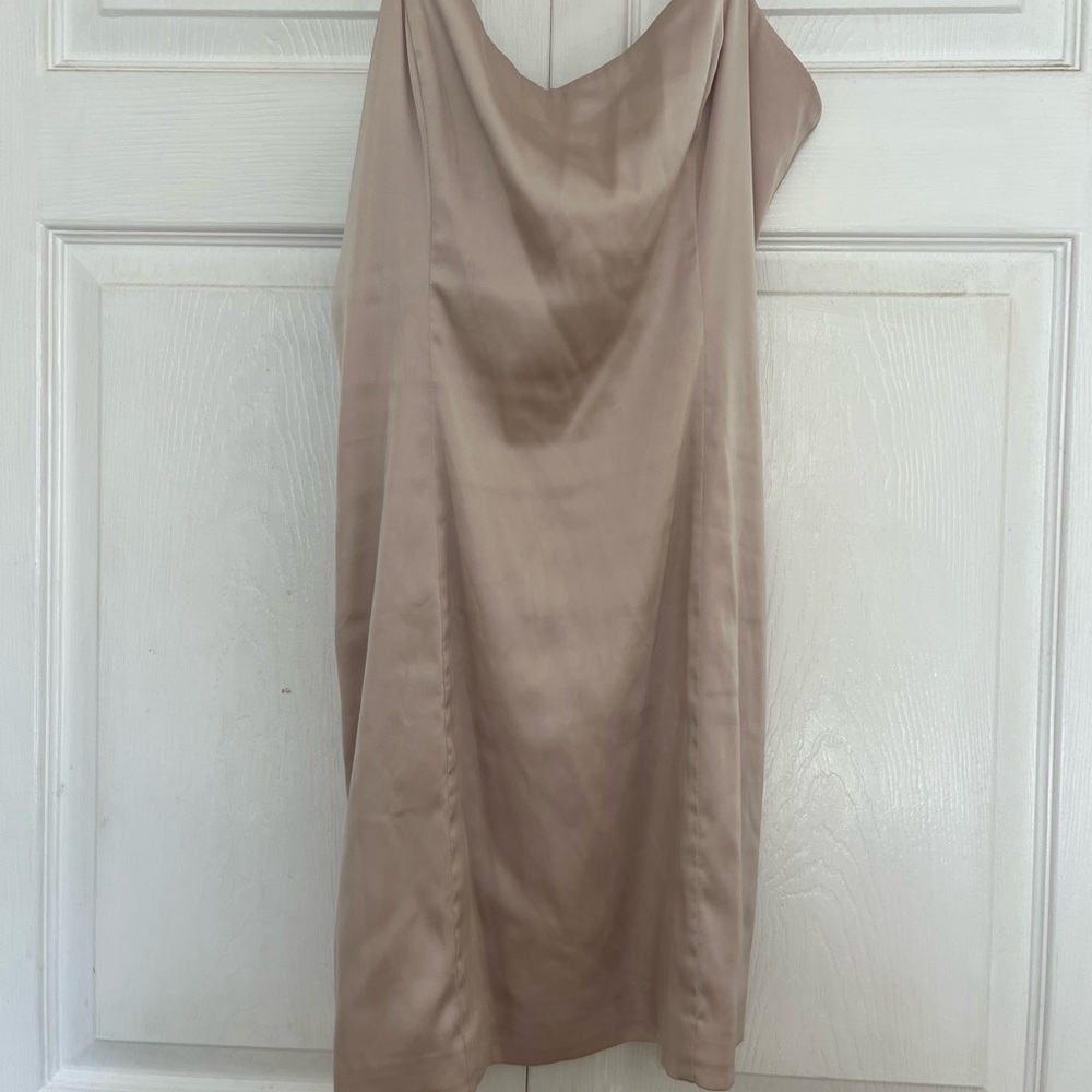 Aritzia Sunday best satin dress